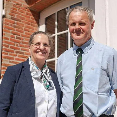 Chateau Du Landel, The Originals Relais Hotel Bézancourt