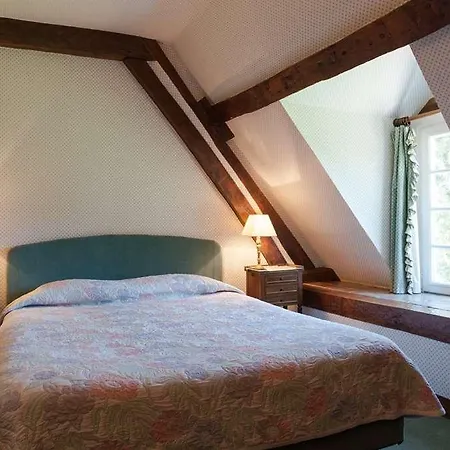 Hotel Chateau Du Landel, The Originals Relais Bézancourt