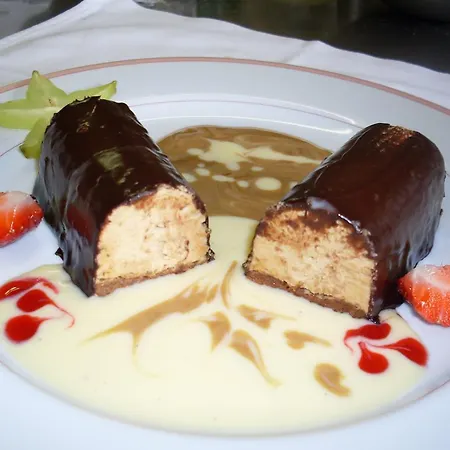 Chateau Du Landel, The Originals Relais Hotel Bezancourt