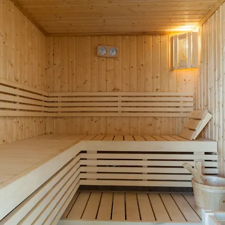 Chateau Du Landel, The Originals Relais Hotel Bézancourt