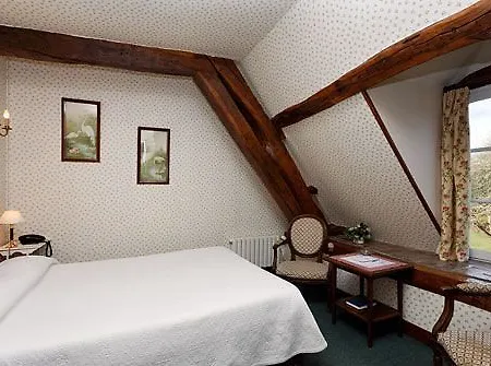 Hotel Chateau Du Landel, The Originals Relais Bézancourt